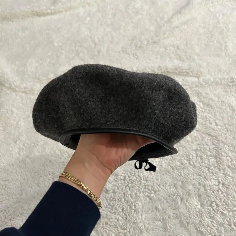 GAP Wool Beret Hat Parisian French Style Chic Elegant Sophisticated Gray Cap O/S